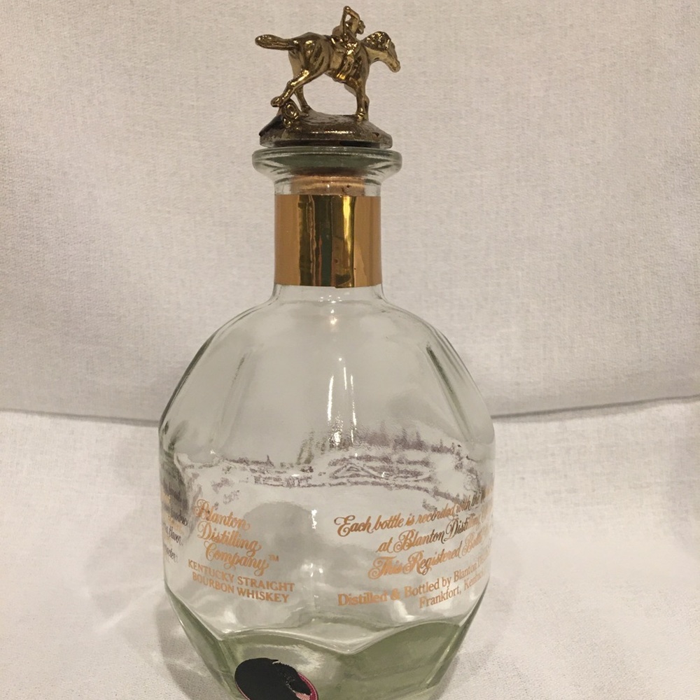 RARE Blanton’s Gold Edition, dated 8/22/2013 - Picture 2 of 7